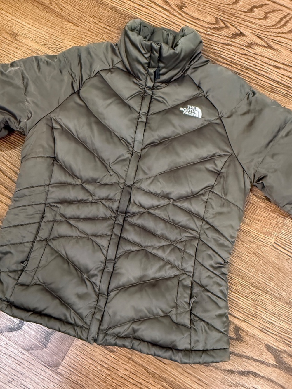 The North Face 550 Down Puffer Jacket Women Olive Green Quilt Winter Coat Medium